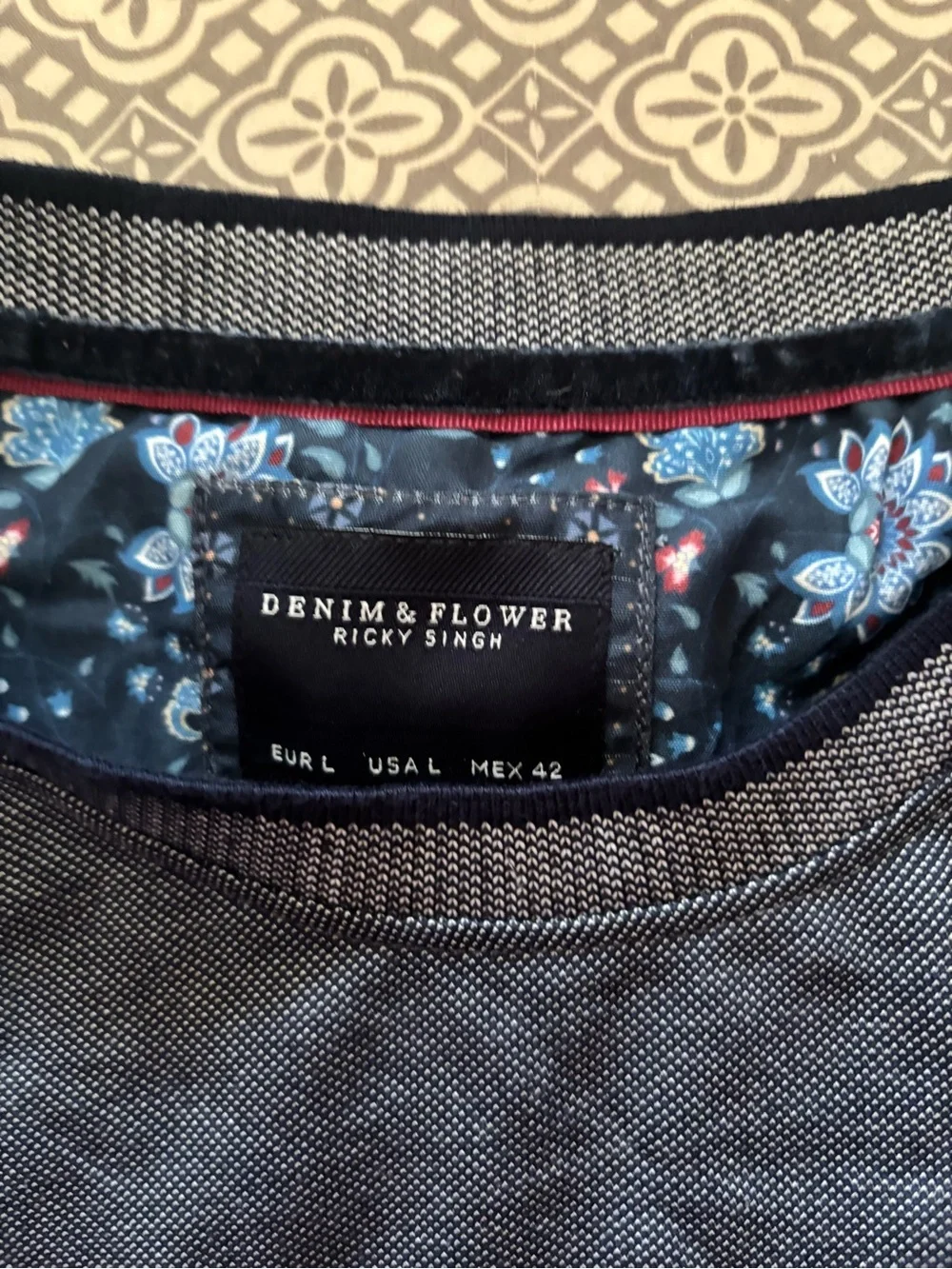 Denim & Flower Short Sleeve Crew Tee in Navy